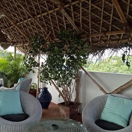 L'Escale Hotel Puduccseri Kültér fotó